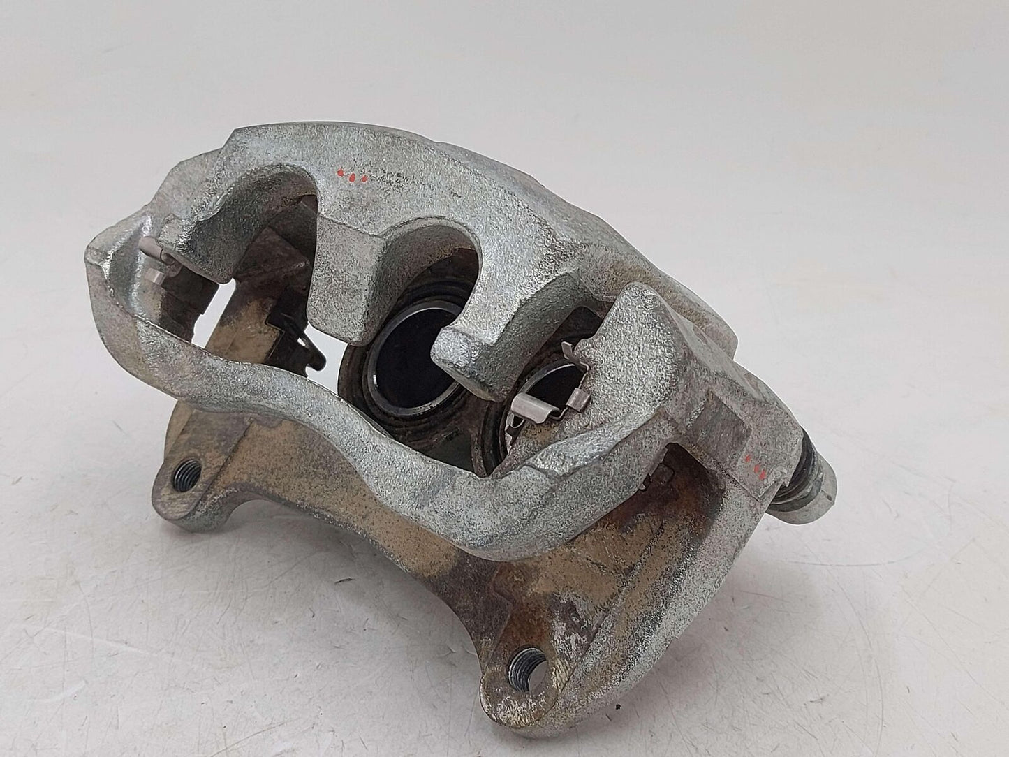 20-23 TOYOTA HIGHLANDER FRONT RH RIGHT BRAKE CALIPER 477300E071