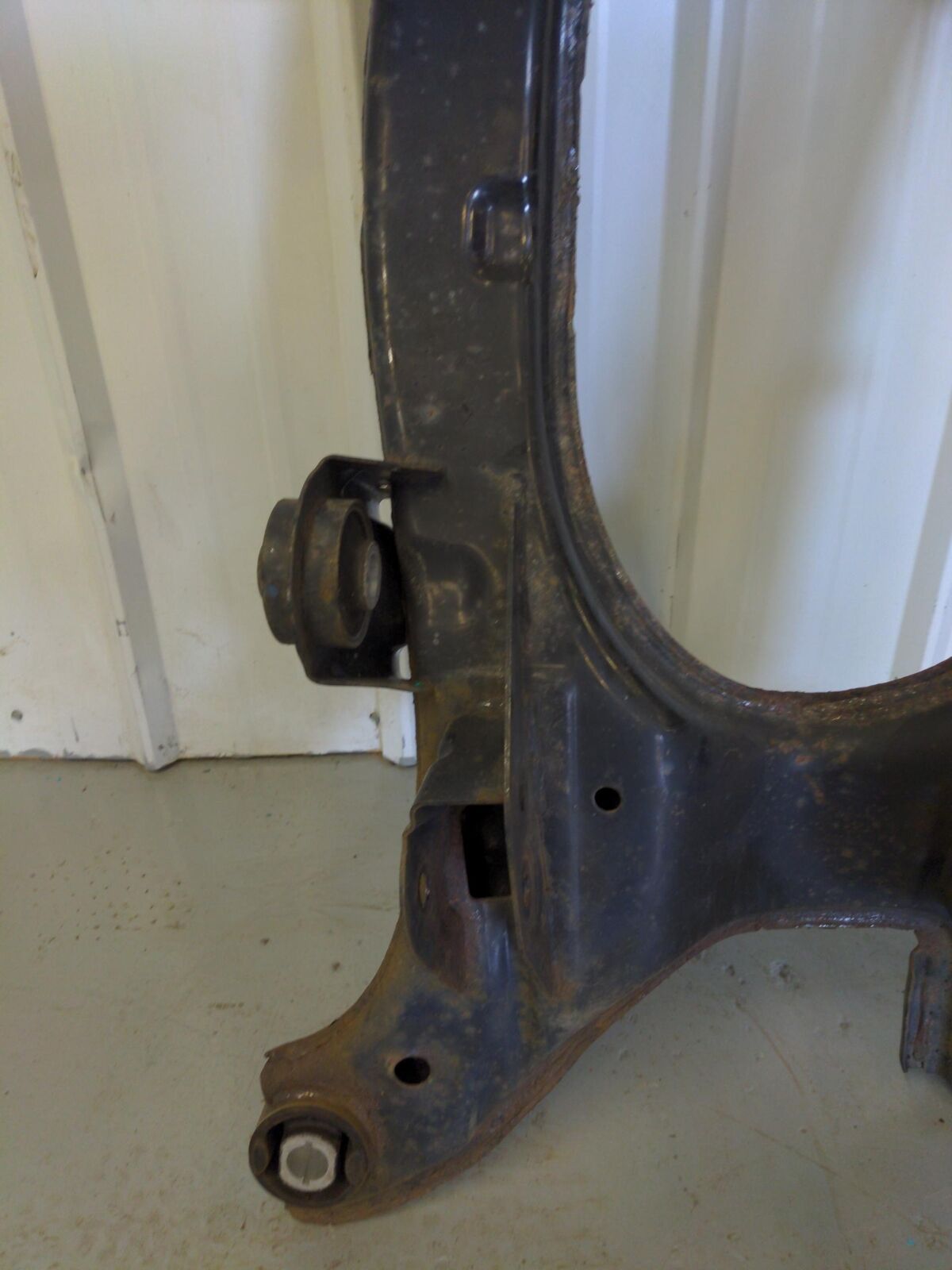 12-19 RANGE ROVER EVOQUE Subframe Crossmember