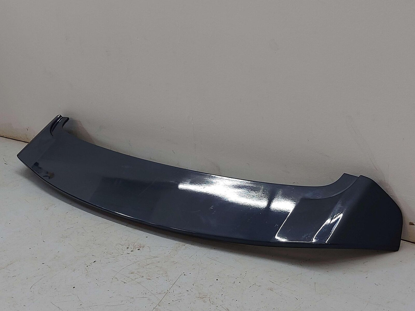 13-18 HYUNDAI SANTA FE REAR SPOILER BLUE 87210-4Z000 *SCRATCHES*