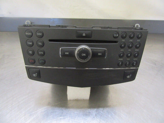 K092 2010 10 MERCEDES C CLASS RADIO RECEIVER UNIT A2049069901