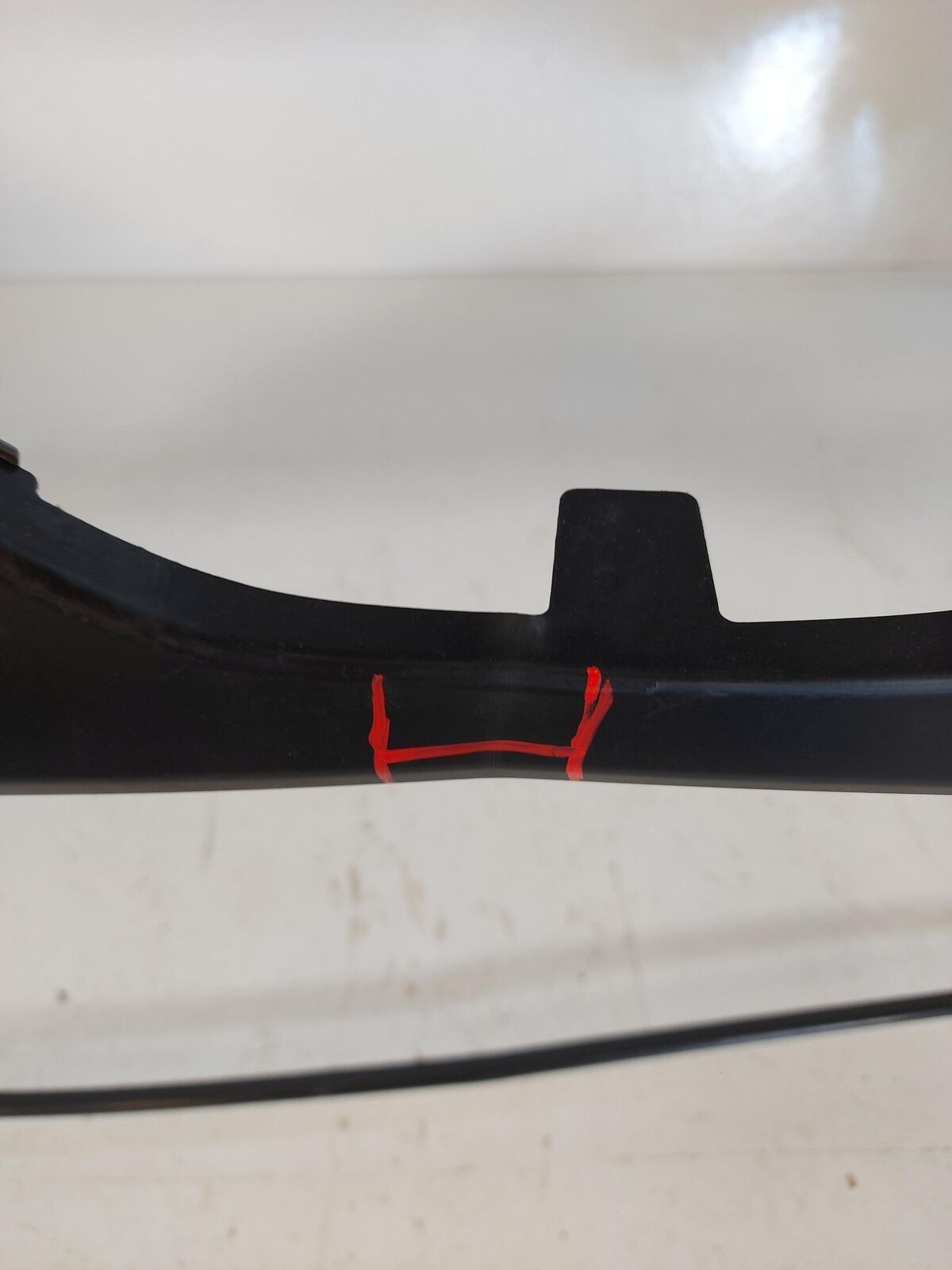 2021 Toyota Camry Front Bumper Cover Only 52119-06D00 4J1 Small Crack Top Center