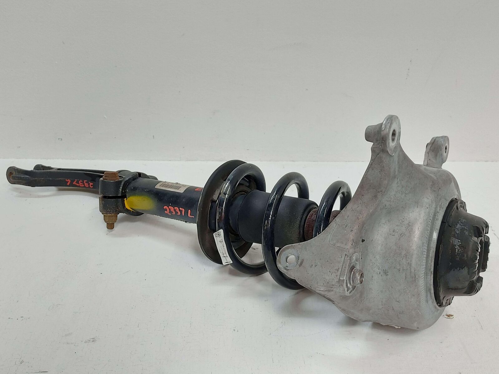 15-18 PORSCHE MACAN 95B S FRONT LEFT STRUT 95B413031E *NON ELECTRONIC DAMPING*