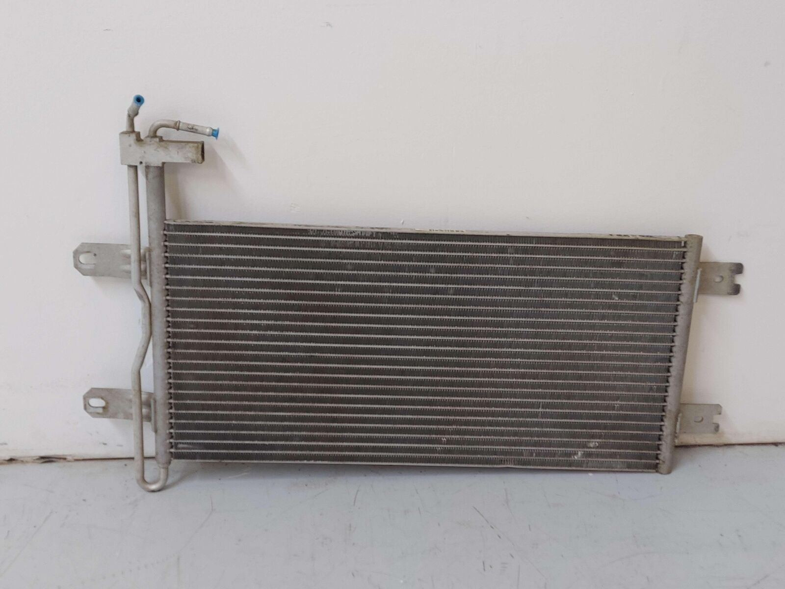 04-15 Nissan Titan Transmission Oil Cooler 4ASH-7A095-AB *Fins Bent*