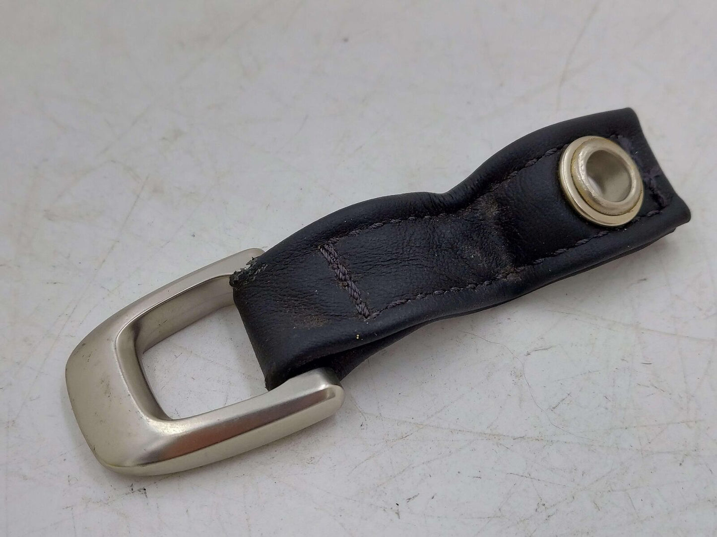 2021 MCLAREN GT RH RIGHT LUGGAGE LOOP STRAP *VERY MIINOR SCUFFS*