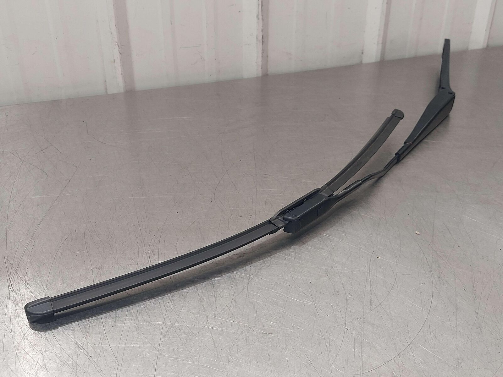 12-19 PORSCHE 911 991 GT3 RIGHT WIPER ARM 3392126069