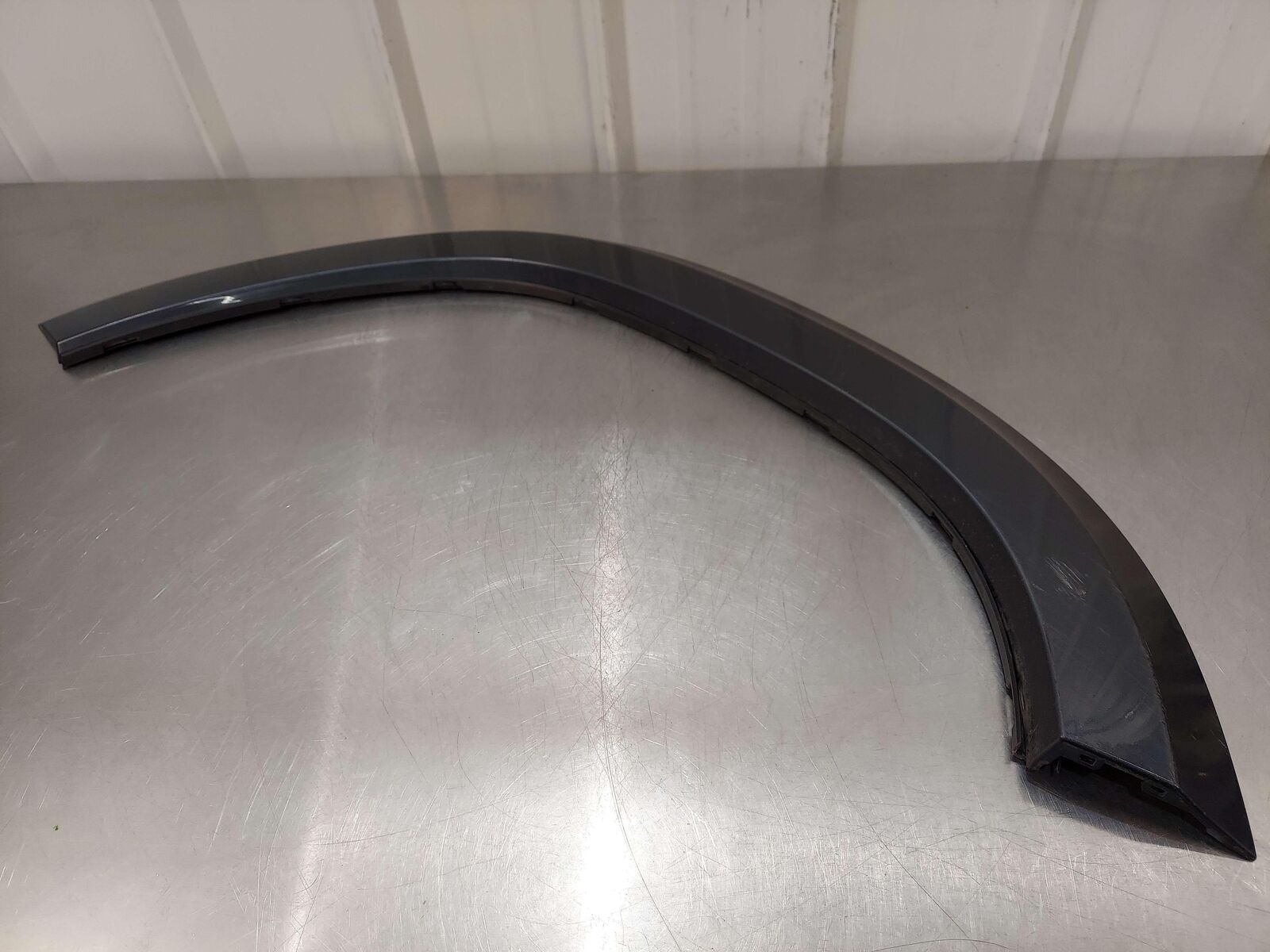 2014 MERCEDES GL350 X166 REAR LEFT WHEEL FENDER FLARE TENORITE GRAY