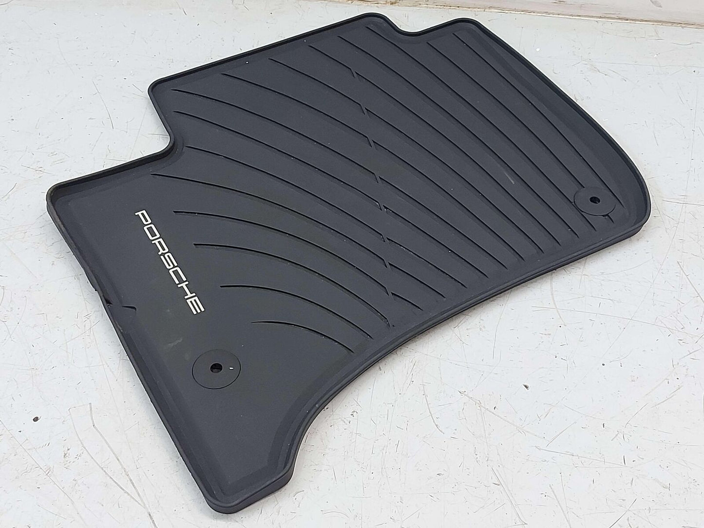 2018 PORSCHE CAYENNE 958 S E-HYBRID SET PORSCHE RUBBER FLOOR MAT 95804480152