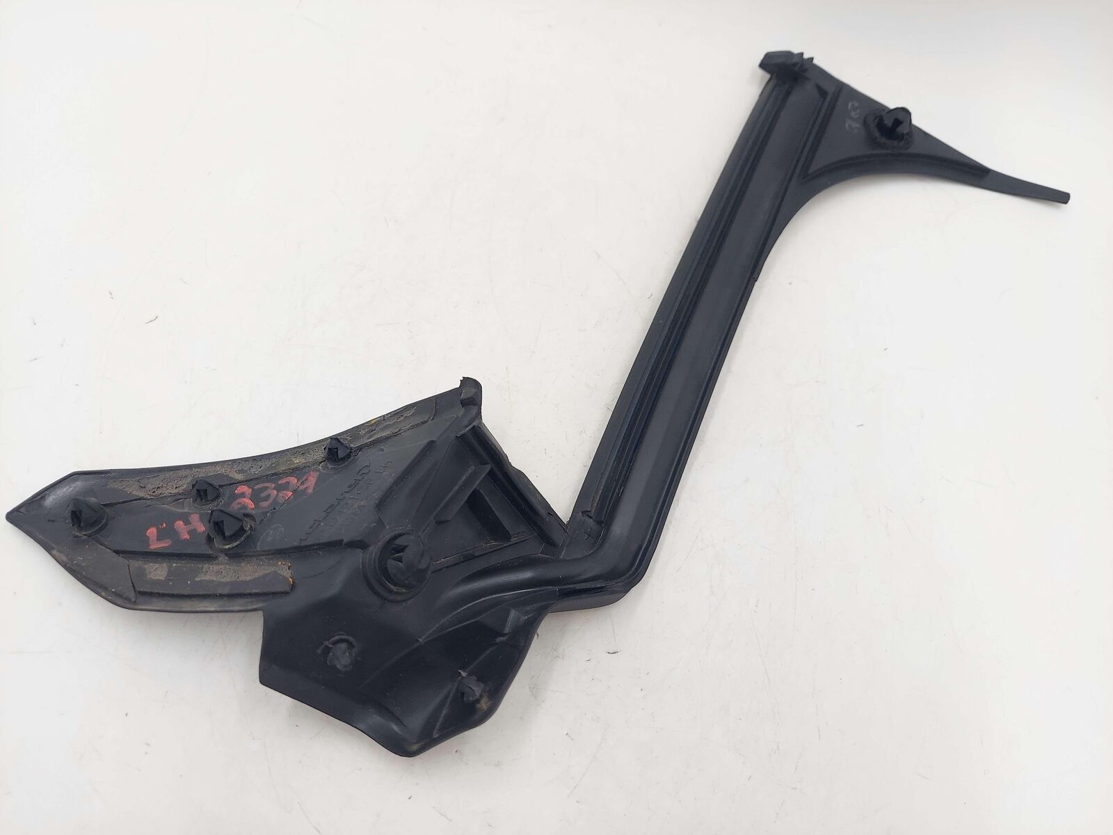 2023 Mclaren Artura LH Left Door Window Weather Stripping16AE740CP