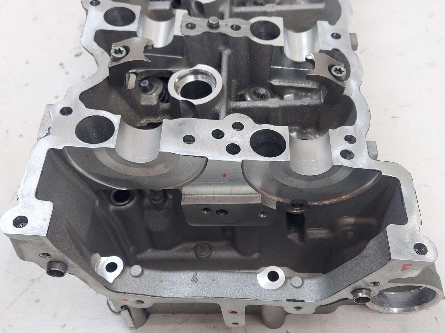 15-17 MERCEDES C43 W205 3.0L RIGHT ENGINE MOTOR CYLINDER HEAD 2760101713 276.823