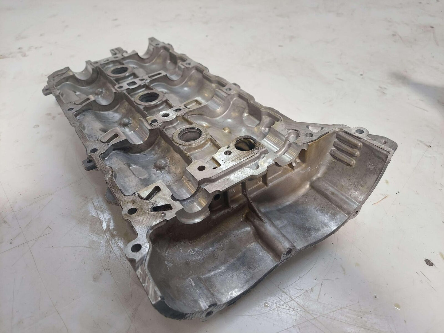 06-12 Mercedes C300 W204 Engine LH Left Cylinder Head 2720104720 0913419382 NOTE