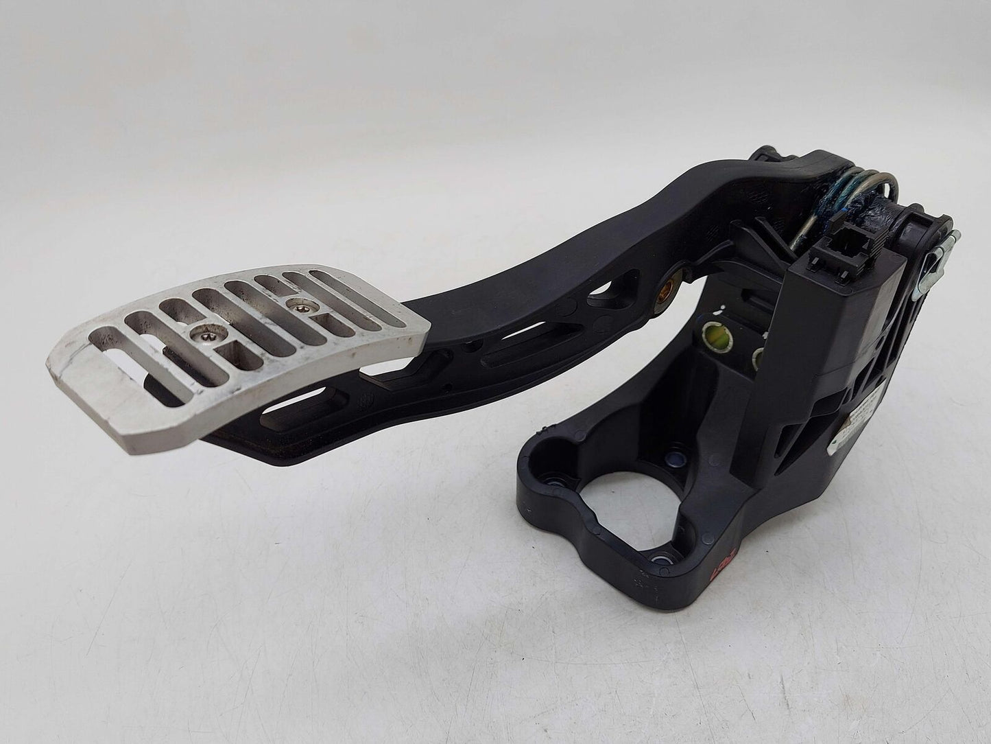 2017 MCLAREN 570S BRAKE PEDAL 11CA001CP01