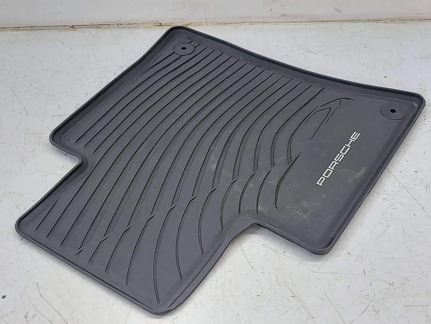 2018 PORSCHE CAYENNE 958 S E-HYBRID SET PORSCHE RUBBER FLOOR MAT 95804480152