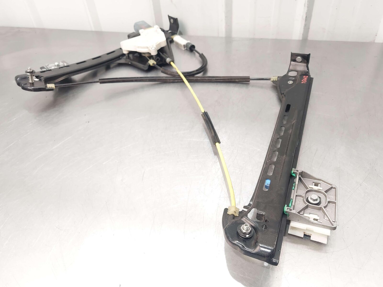 2016 MCLAREN 540C FRONT LEFT DOOR WINDOW GLASS REGULATOR W/ MOTOR 13A2047CP