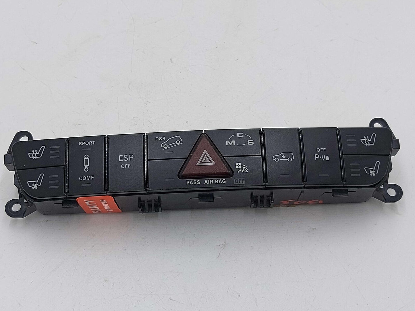 10 MERCEDES ML63 AMG W164 HAZARD SUSPENSION PARK ASSIST & SEAT HEATER PANEL