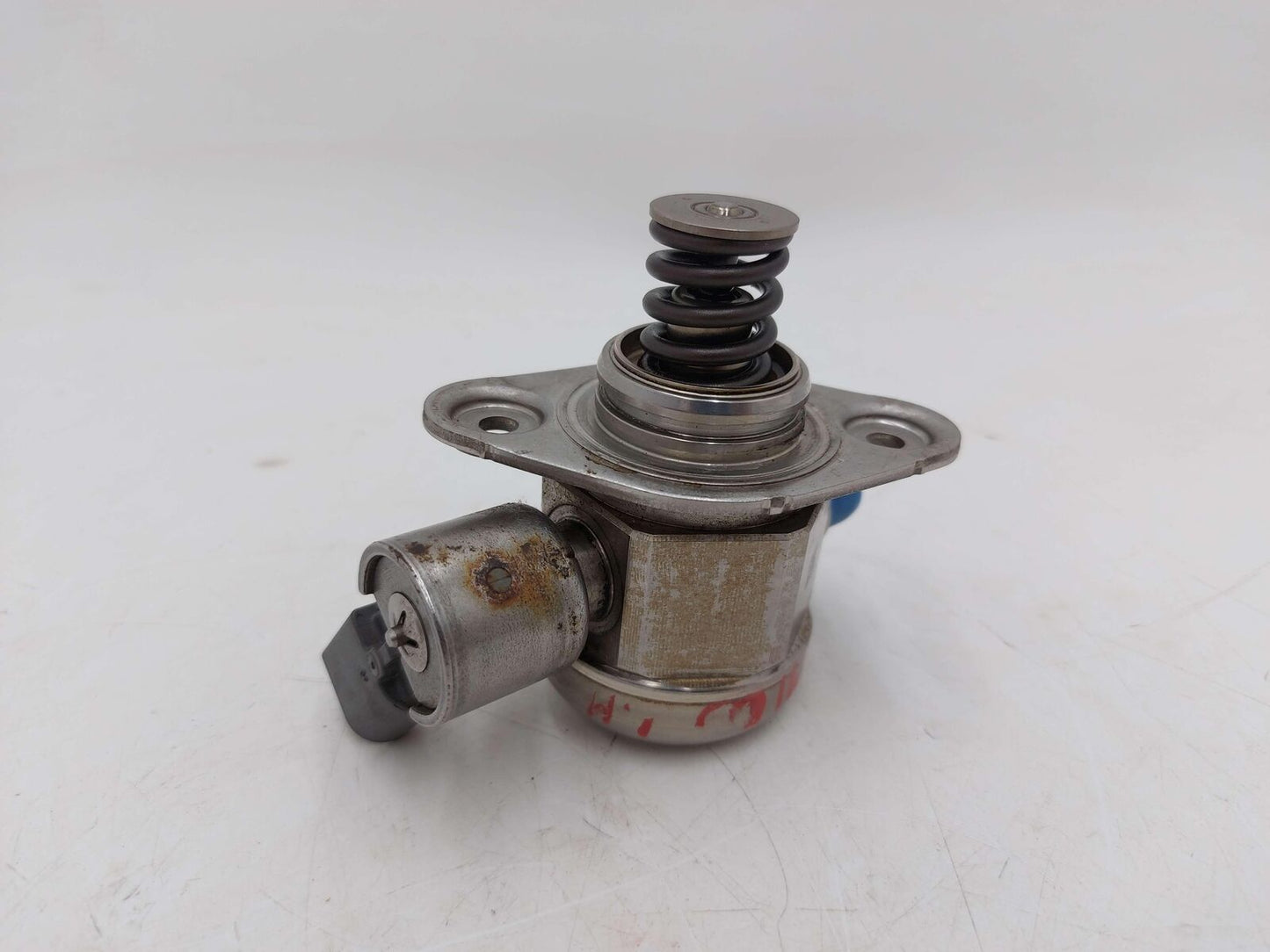 15-18 PORSCHE CAYENNE GTS 958 3.6L LEFT FUEL PUMP 94611031561