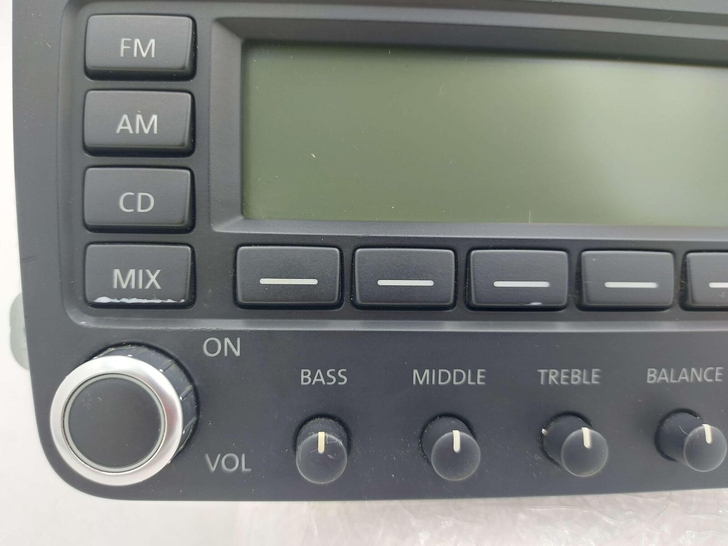 06-09 VW GOLF GTI 6 CD RADIO RECEIVER 1K0035180D *CHIPPED*