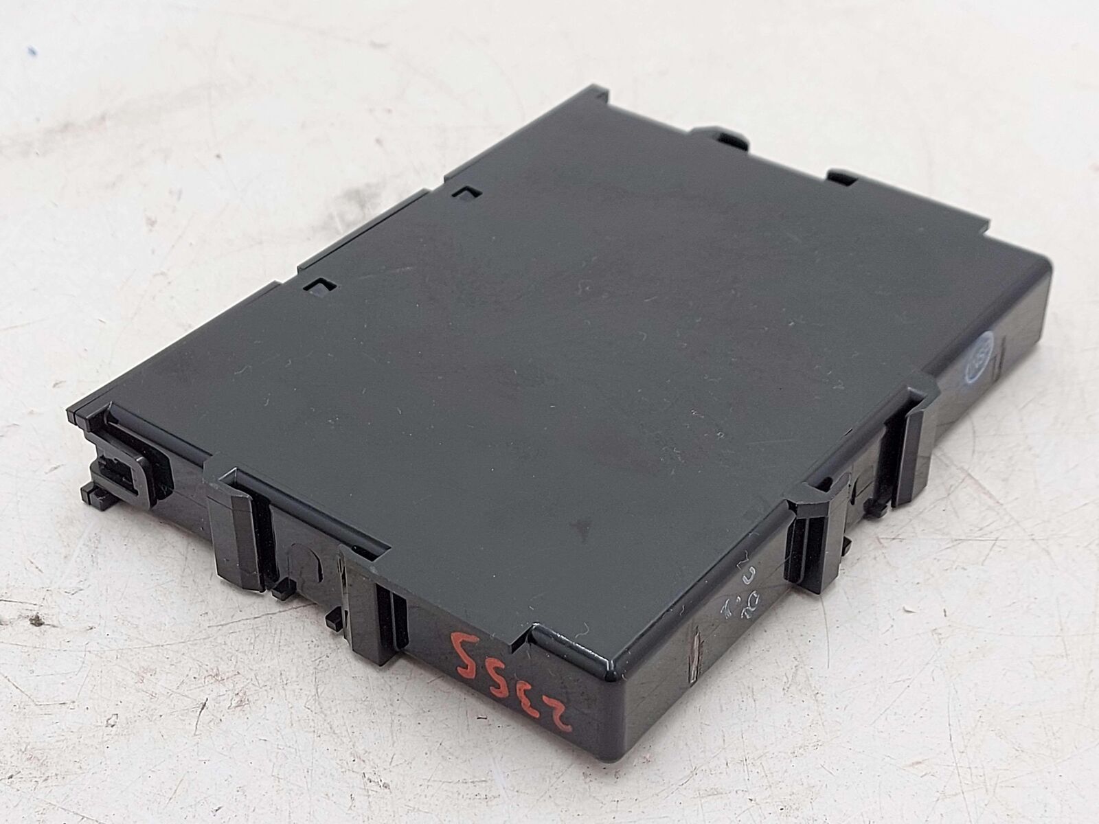 17-19 TOYOTA HIGHLANDER SMART KEY THEFT LOCKING CONTROL MODULE 89990-0E081