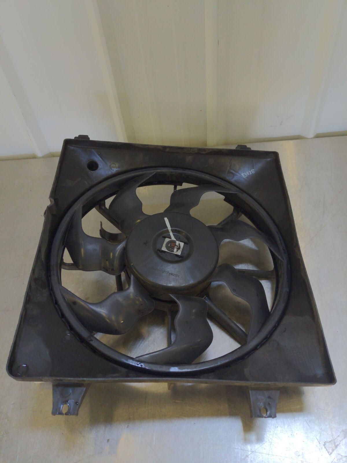 07-09 Hyundai Santa Fe RH Right Electric Cooling Motor Fan Condenser