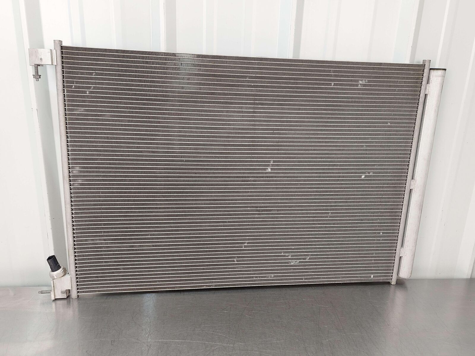 17-21 MERCEDES E63S AMG W213 AC A/C AIR CONDITIONING CONDENSER A0995000454