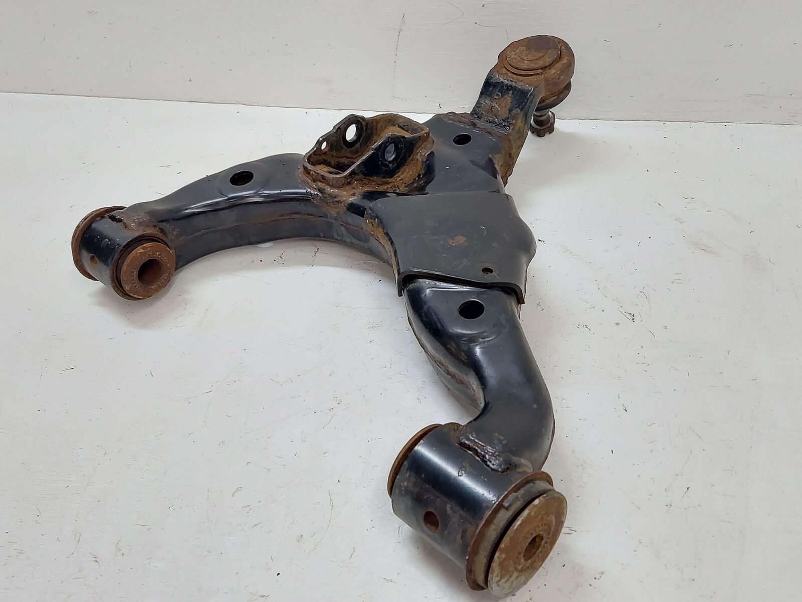 10-23 TOYOTA 4RUNNER FRONT RIGHT LOWER CONTROL ARM 4806860040