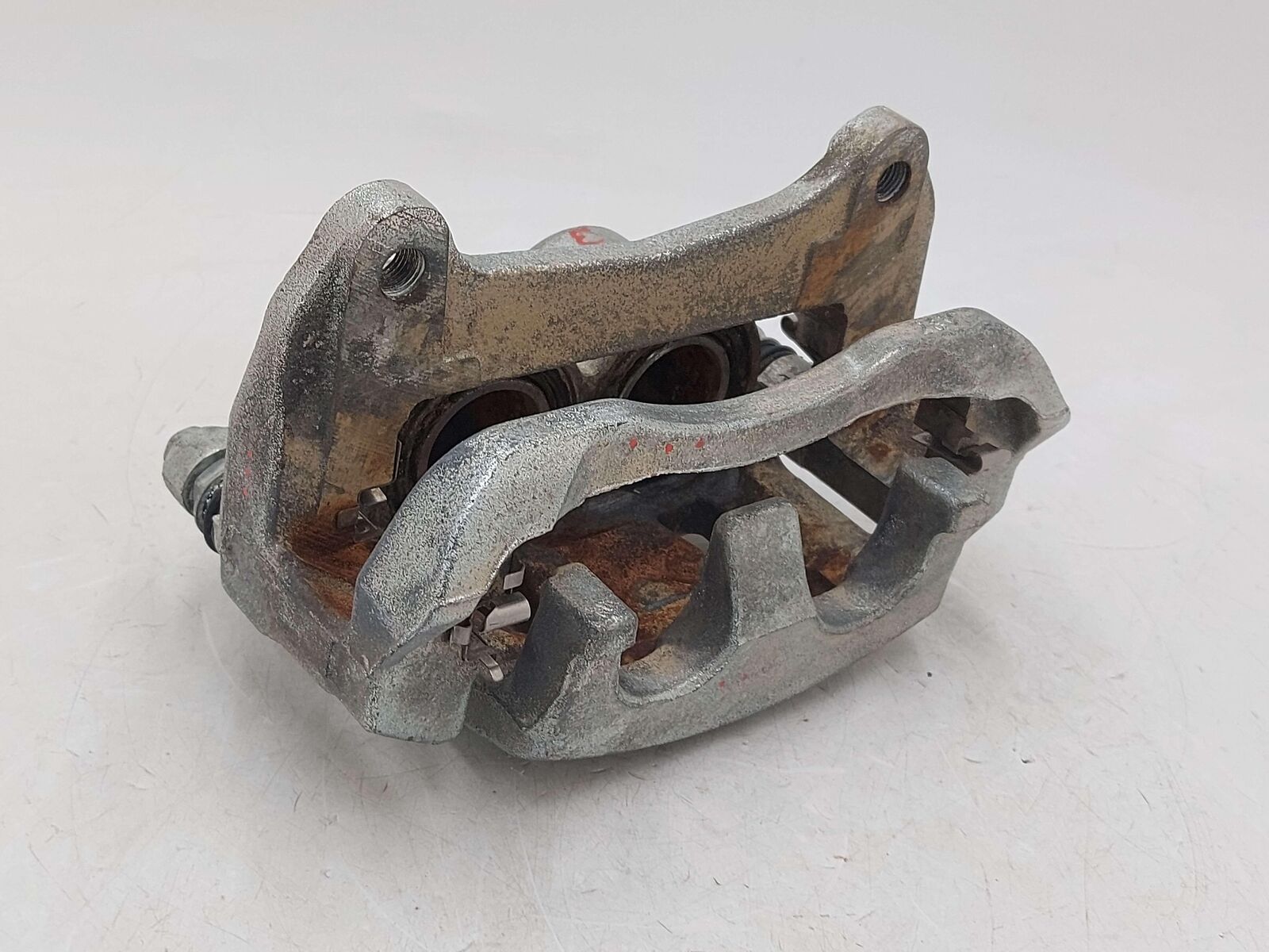 20-23 TOYOTA HIGHLANDER FRONT LH LEFT BRAKE CALIPER 477500E071