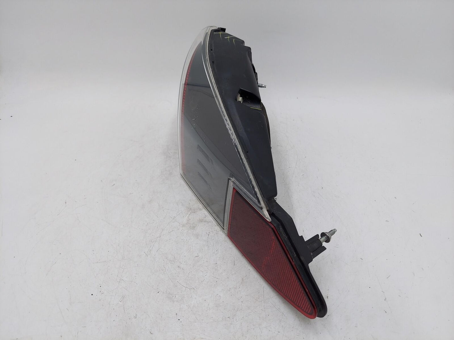 13 Tesla S RH Right Tail Light Lamp W/ Reflector (Quarter Mounted) 6005919-00-C