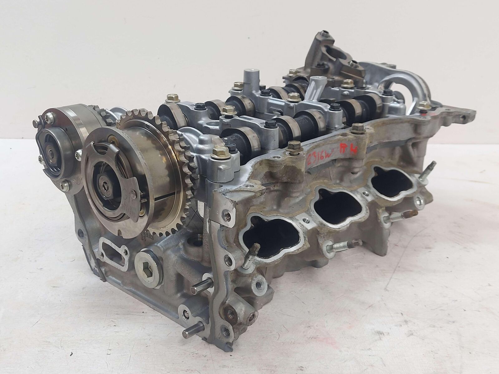 16-22 TOYOTA TACOMA 3.5L RH RIGHT VACUUM PUMP STYLE ENGINE CYLINDER HEAD 2GRFKS