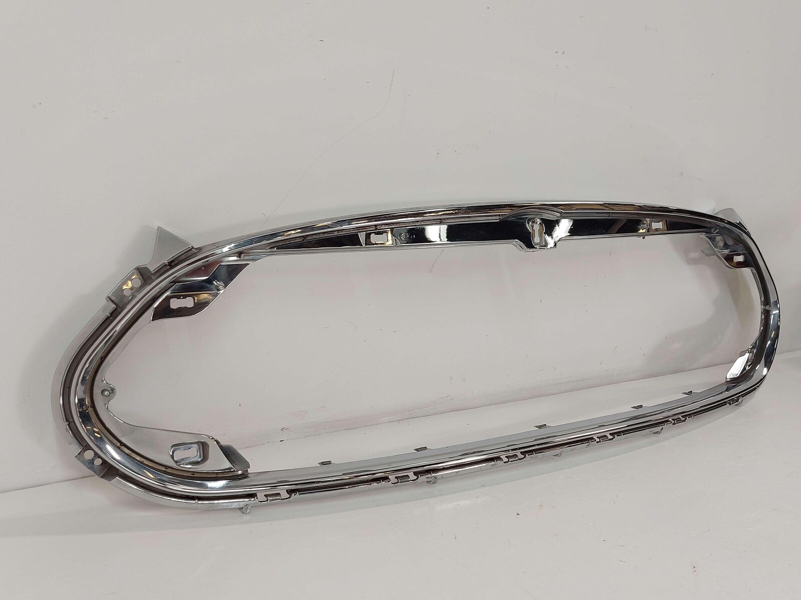 2014 TESLA S CHROME GRILLE SURROUND 1017414-00-D