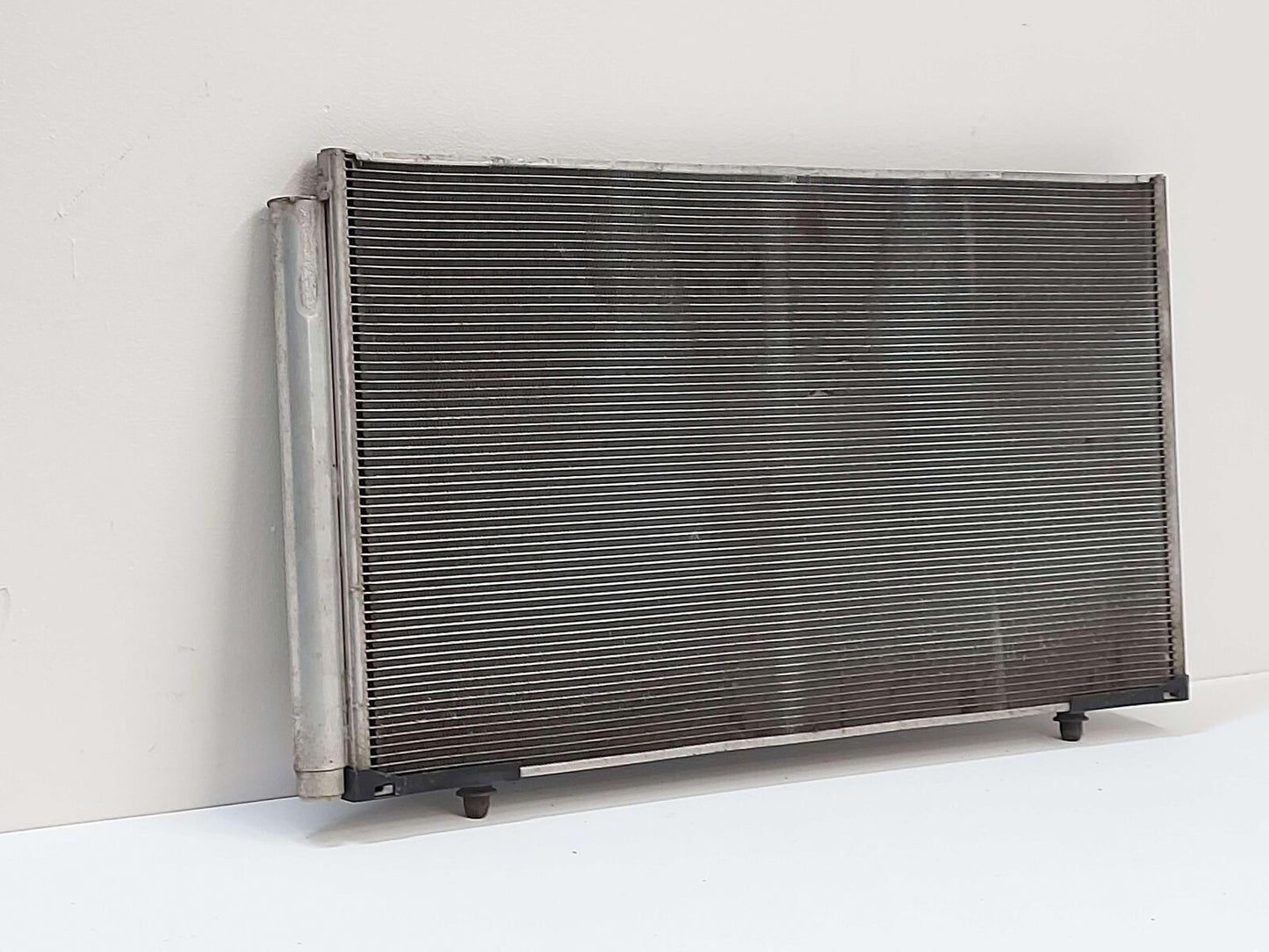 11-16 TOYOTA SIENNA SE AC A/C AIR CONDITIONING CONDENSER 8846008020 *FNIS BENT*