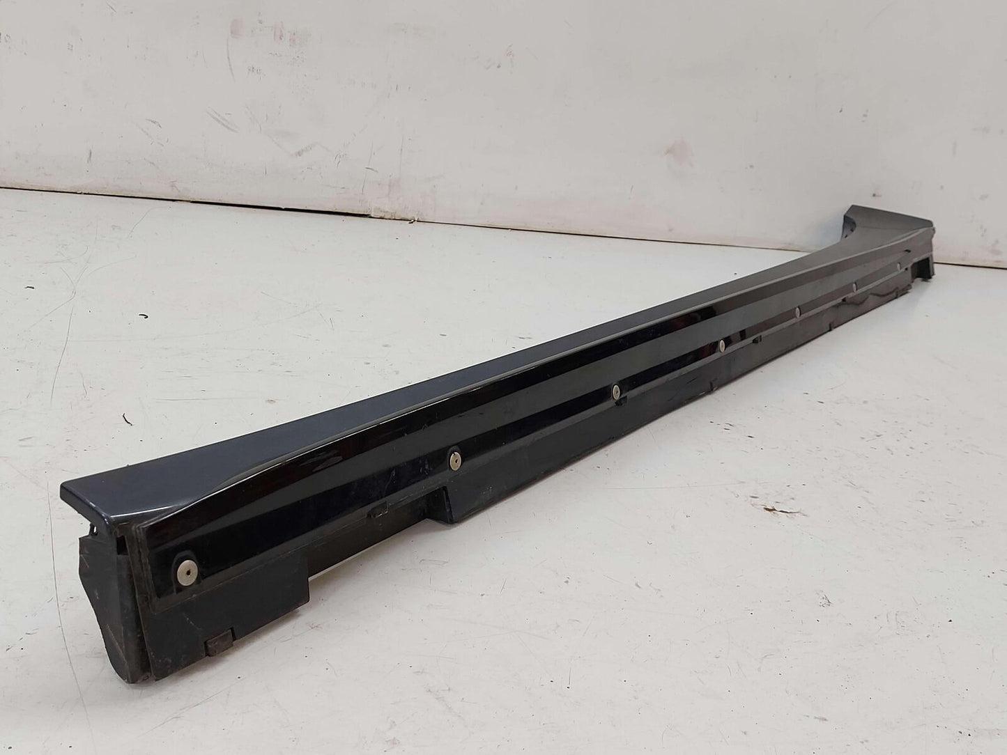 20-23 CADILLAC CT5 LEFT ROCKER PANEL SIDE SKIRT MOULDING BLACK 84760105