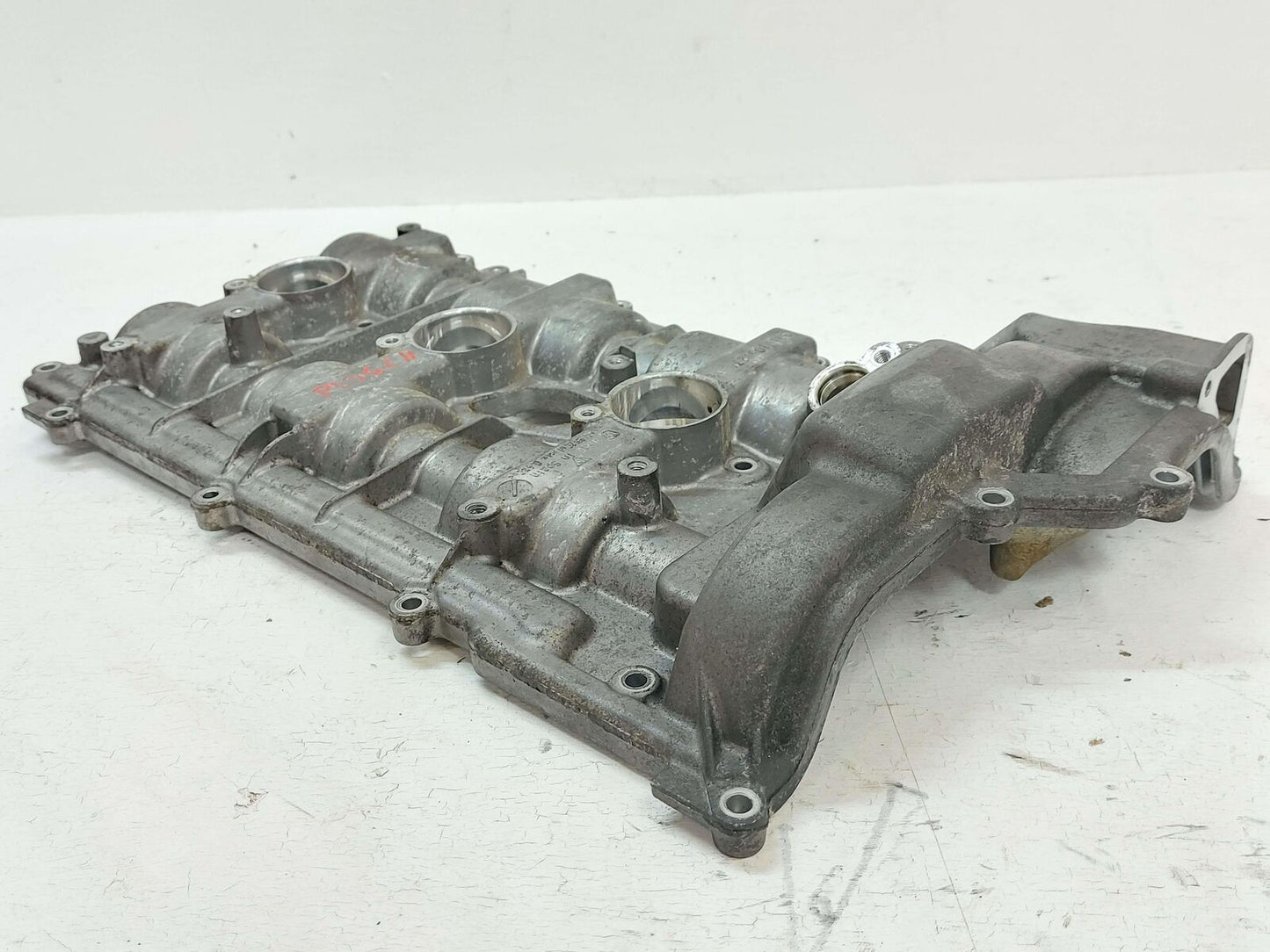 09-19 PORSCHE 911 CARRERA 4S 997.2 3.8L MA1.01 LEFT VALVE COVER