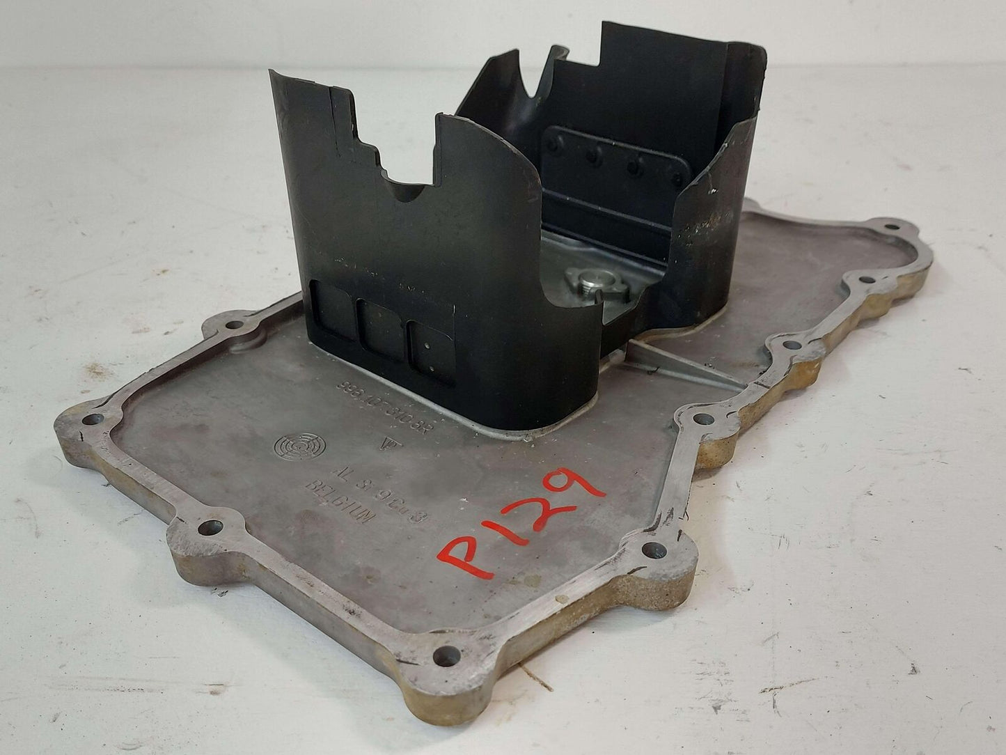 06-07 PORSCHE CAYMAN ENGINE MOTOR OIL PAN 996107310 997107243