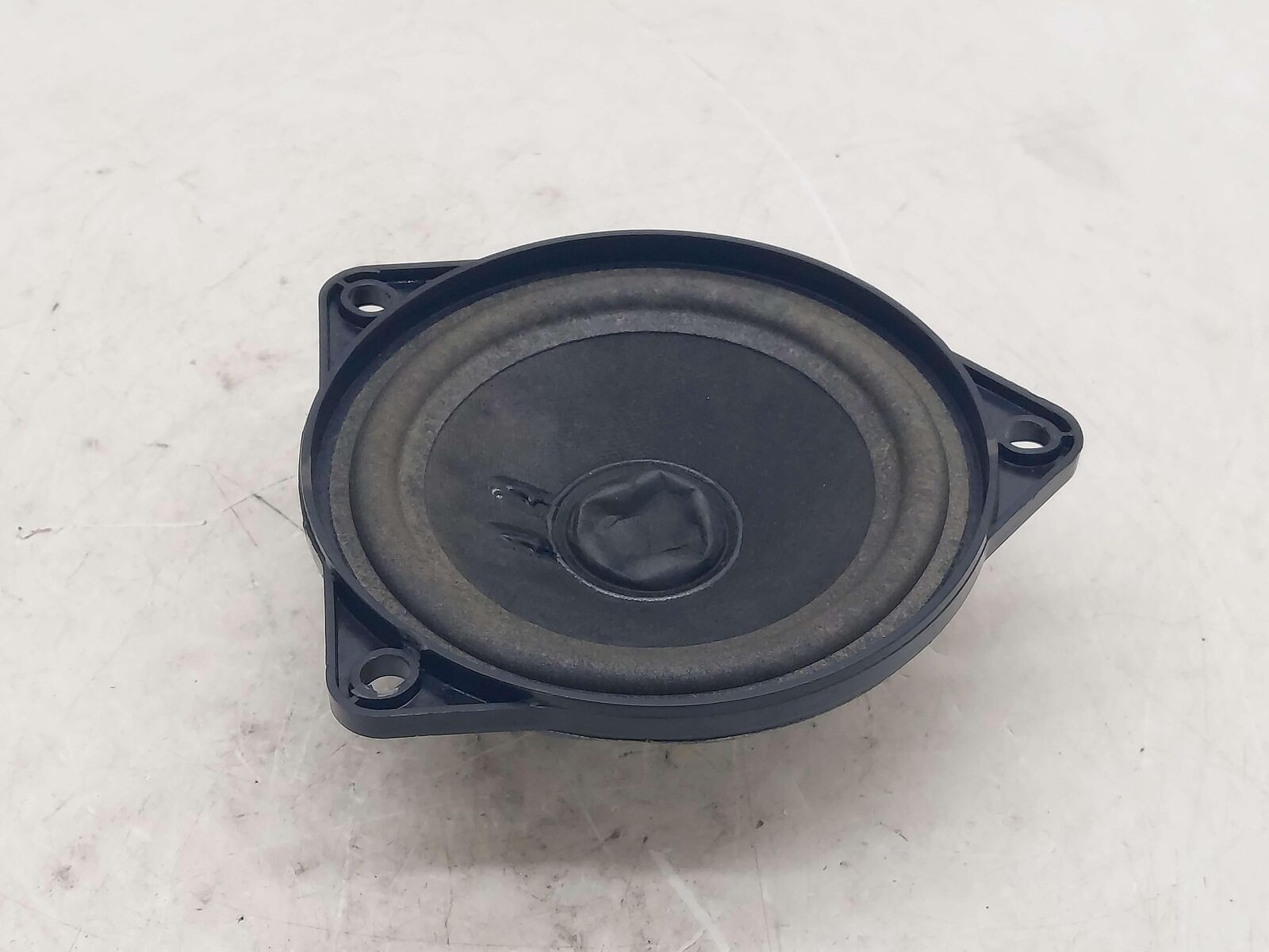 2014 PORSCHE 911 991 GT3 LEFT SPEAKER DOOR MID RANGE 7PP035415E