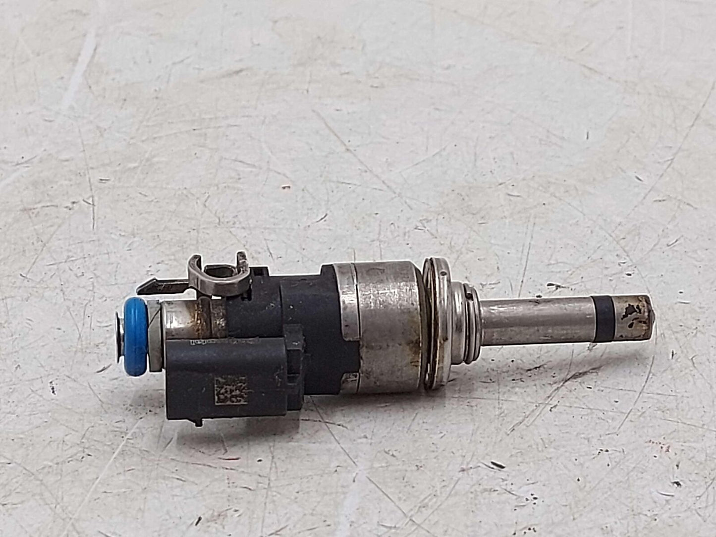 17-18 PORSCHE MACAN 3.0L FUEL INJECTION INJECTOR