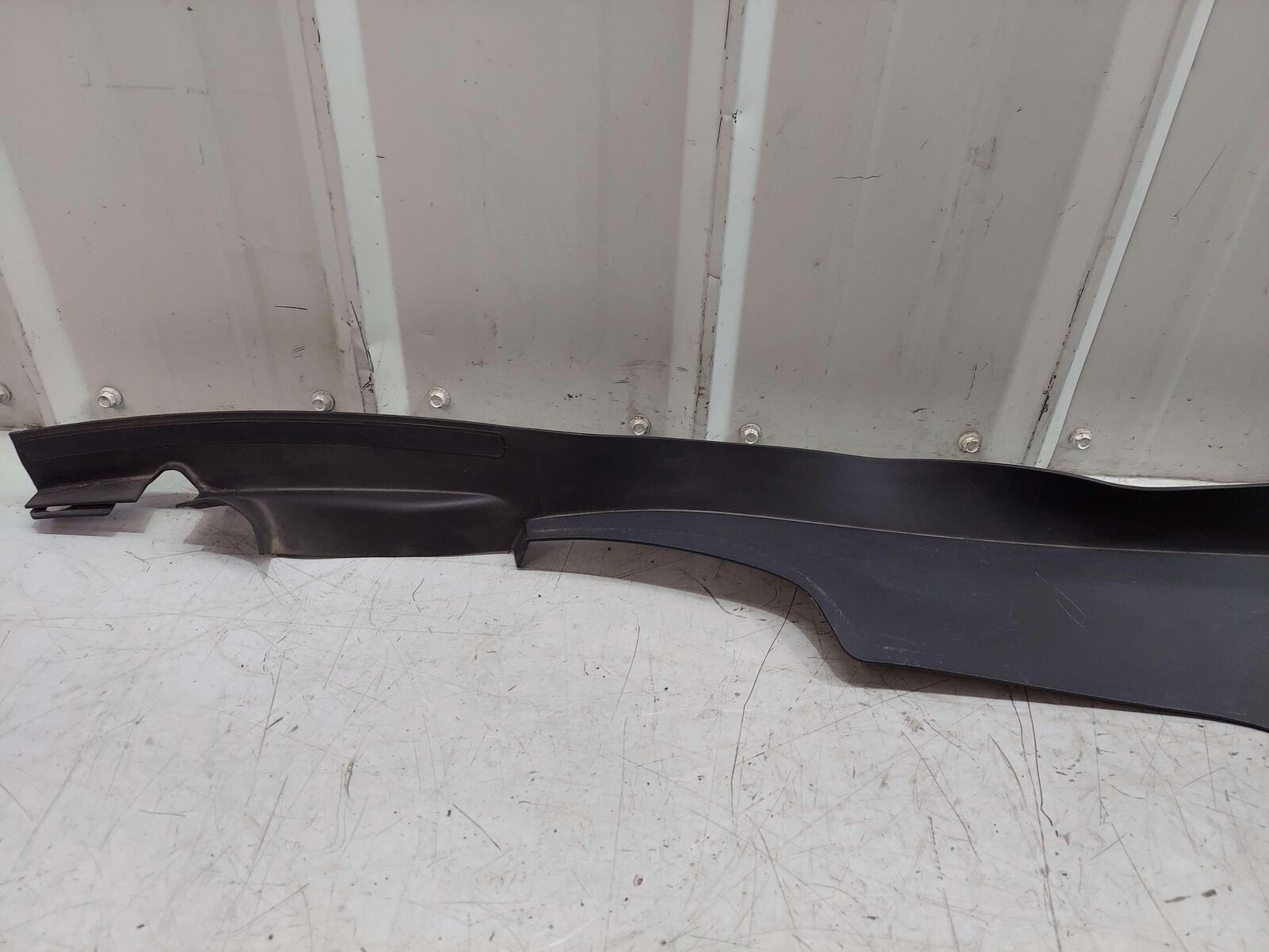 2016 PORSCHE CAYMAN GT4 981 LEFT FENDER LEDGE TRIM COVER 99155546503