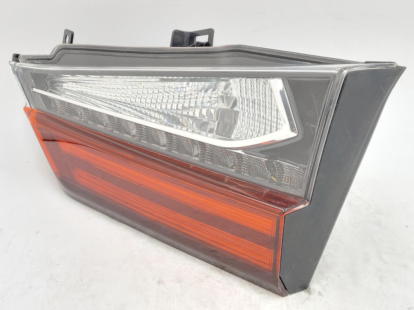 16-19 Lexus RX450 Hybrid RH Right Liftgate Mounted Tail Light Lamp LED signal