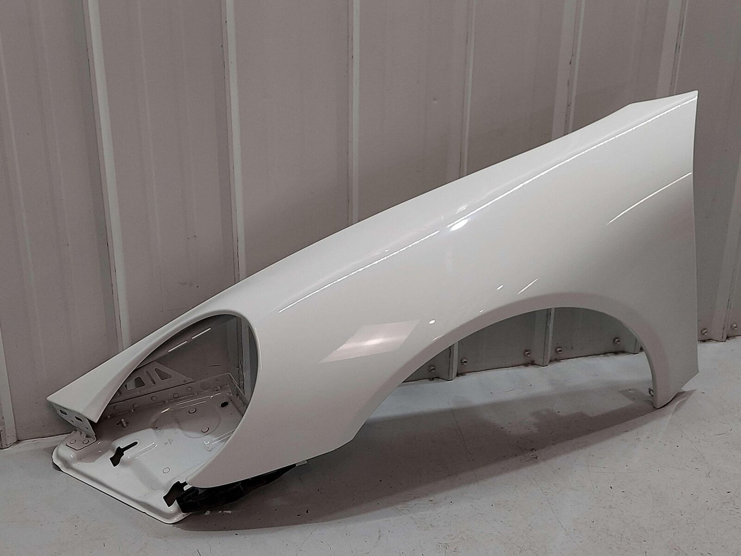 12-19 PORSCHE 911 991 GT3 FRONT LEFT FENDER PURE WHITE C9A