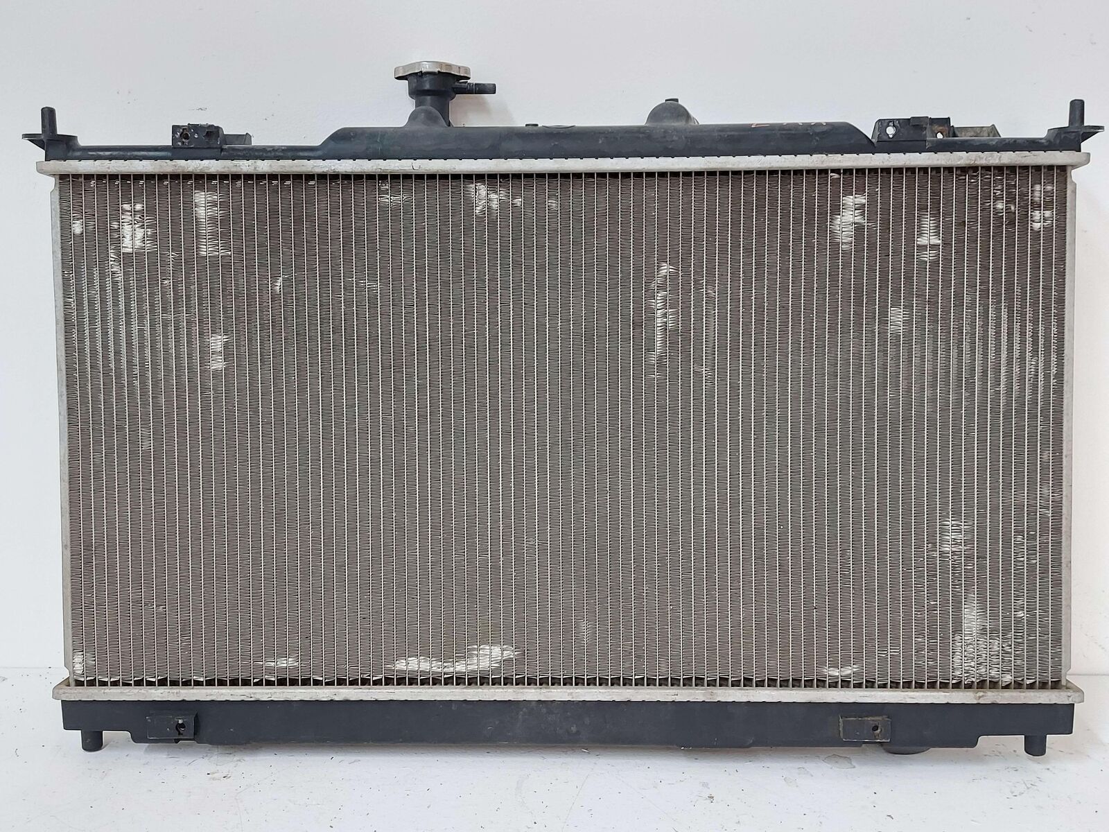 11-13 Mazda 6 2.5L AT Radiator 11071207 21460A131B *Fins Bent*