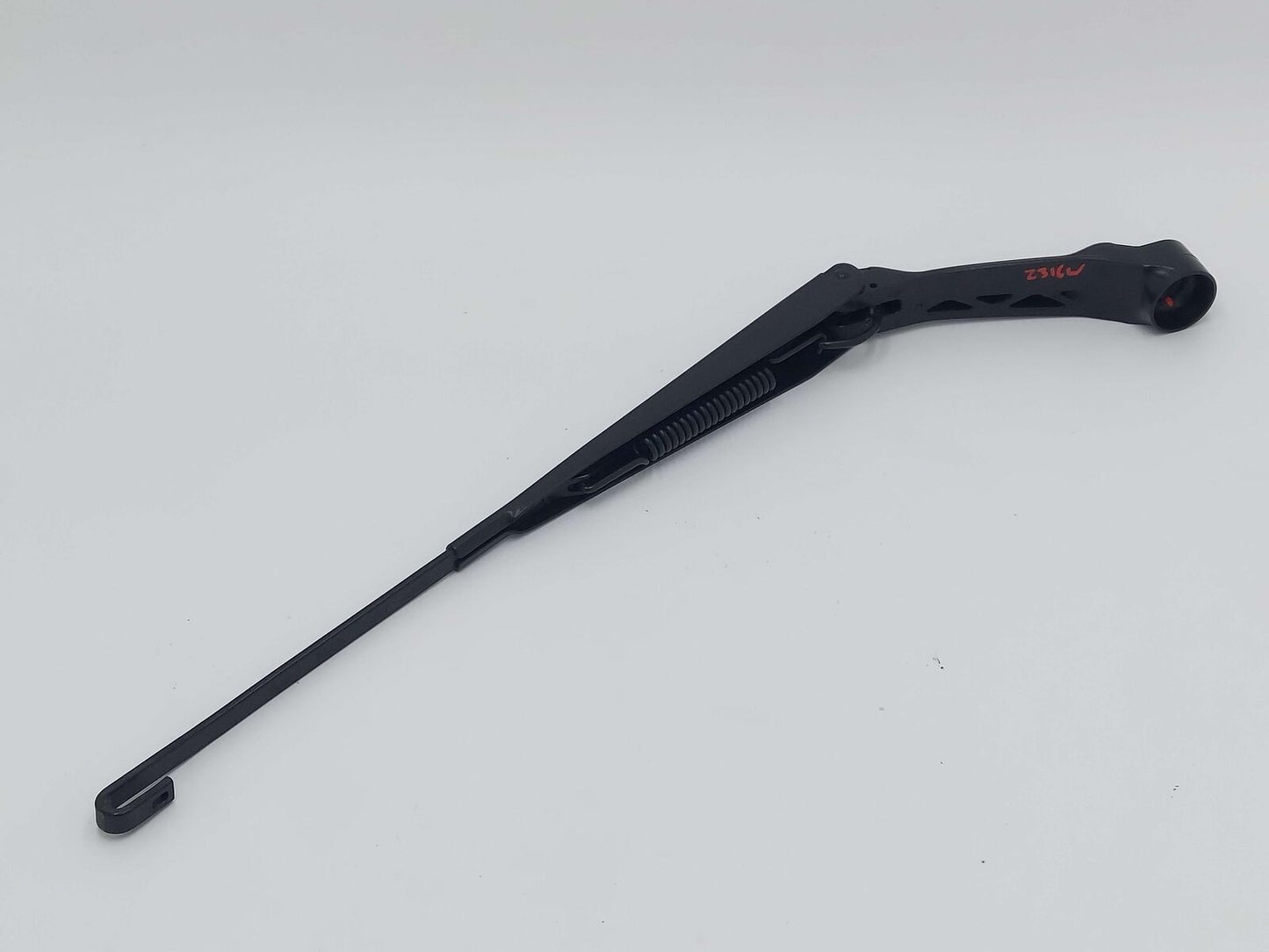 05-23 TOYOTA TACOMA LEFT WIPER ARM 8522104030 OEM