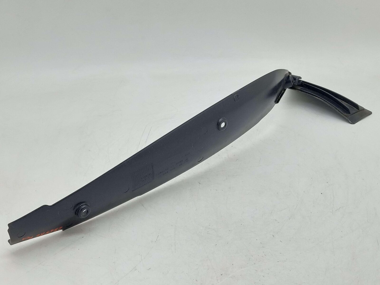 2016 PORSCHE CAYMAN GT4 981 FRONT RIGHT FENDER LINER TRIM MOULDING 98150464200