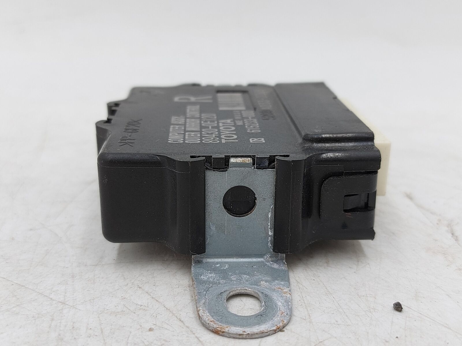 16-22 Lexus RX450H Hybrid RH Right Mirror Control Module 89430-0E120