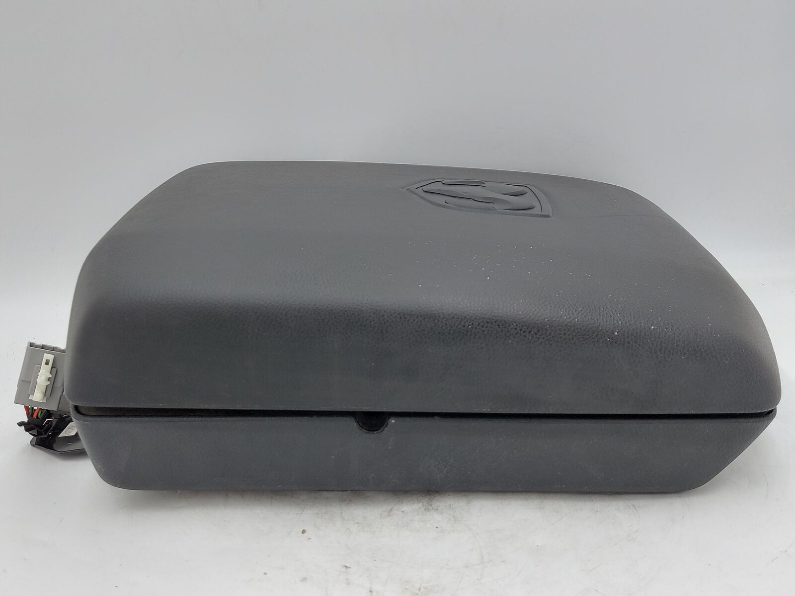 13-17 DODGE PICKUP 2500 Front Console Armrest Storage And Usb Port *NOTES*