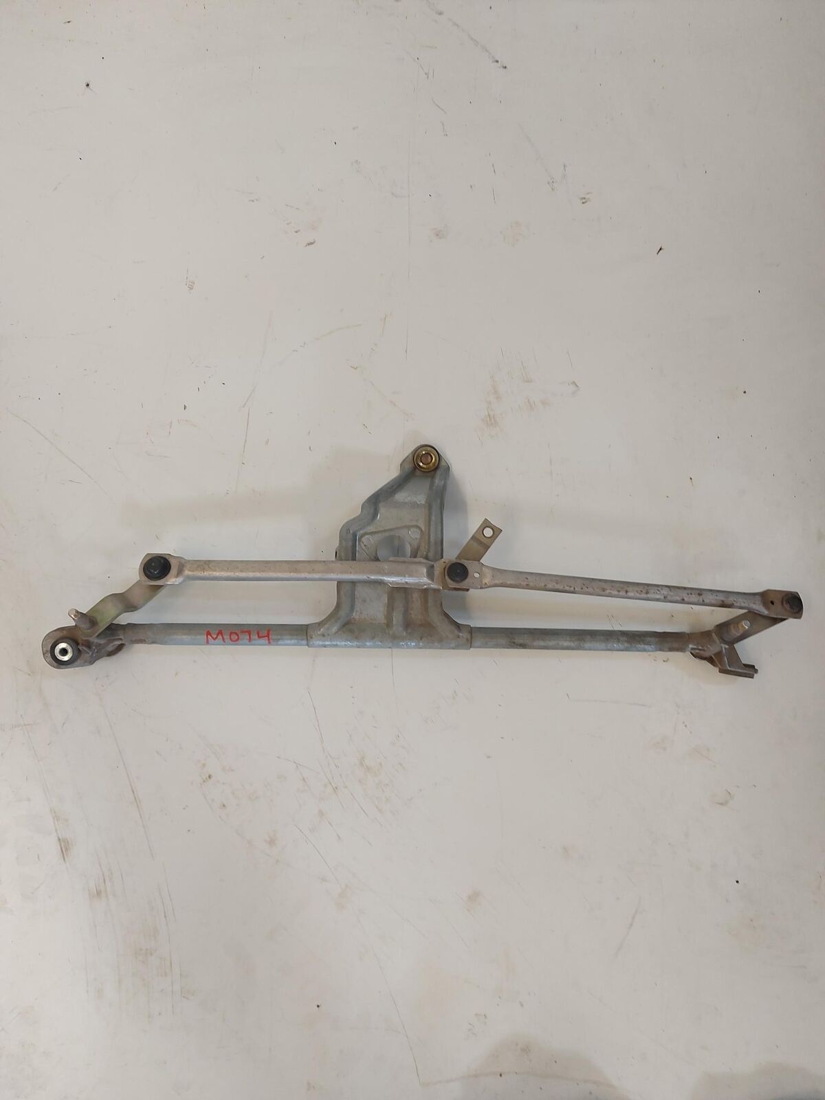 99-04 PORSCHE 911 Front Windshield Wiper Transmission Linkage