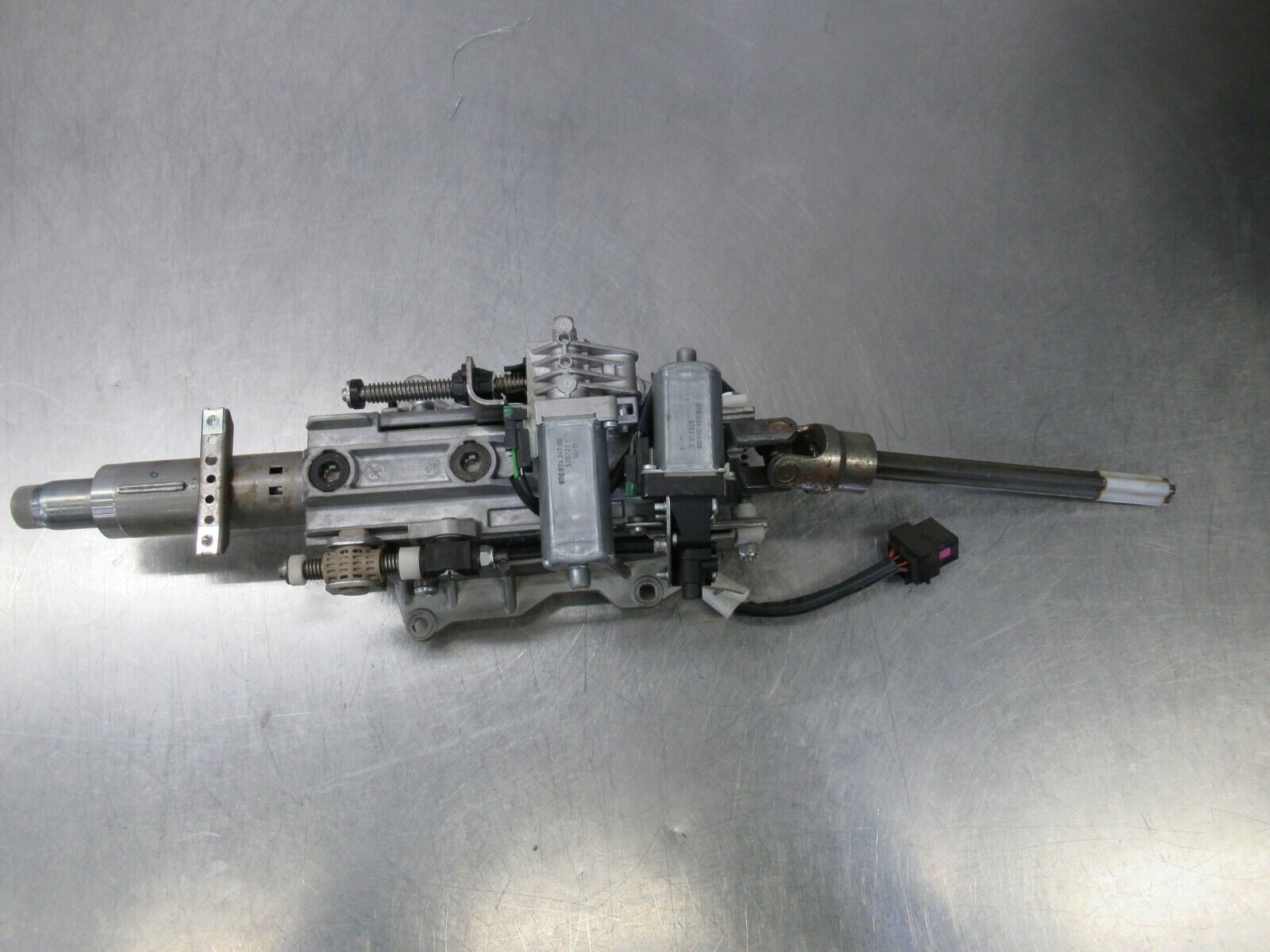 M085 2015 15 PORSCHE PANAMERA 970 GENUINE STEERING COLUMN SHAFT OEM 97034700735