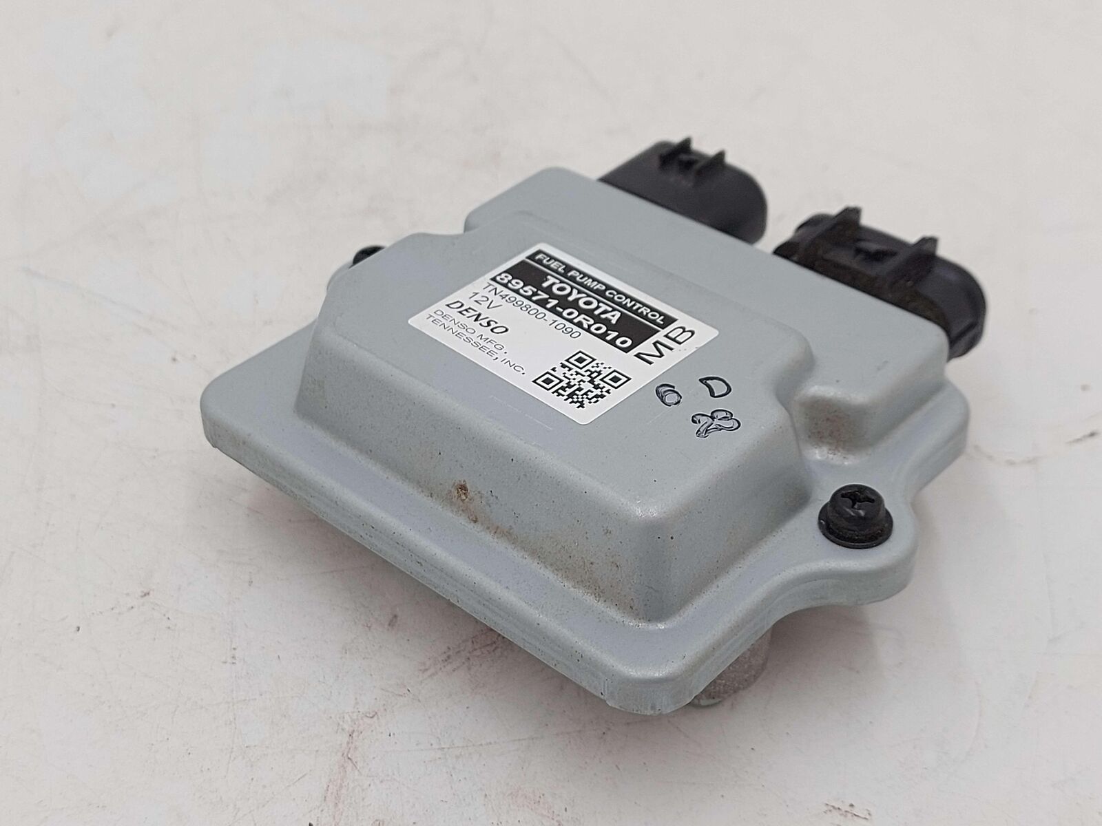 20-23 TOYOTA HIGHLANDER FUEL PUMP CONTROL MODULE 89571-0R010