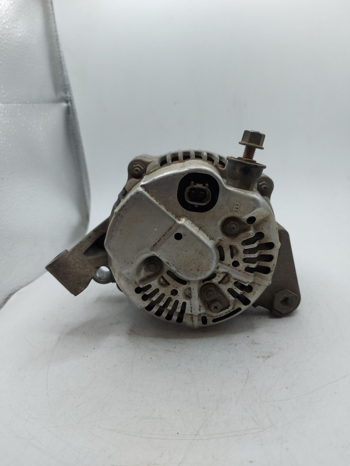 99-13 DODGE DAKOTA Alternator 56041693ab 89K KM's!