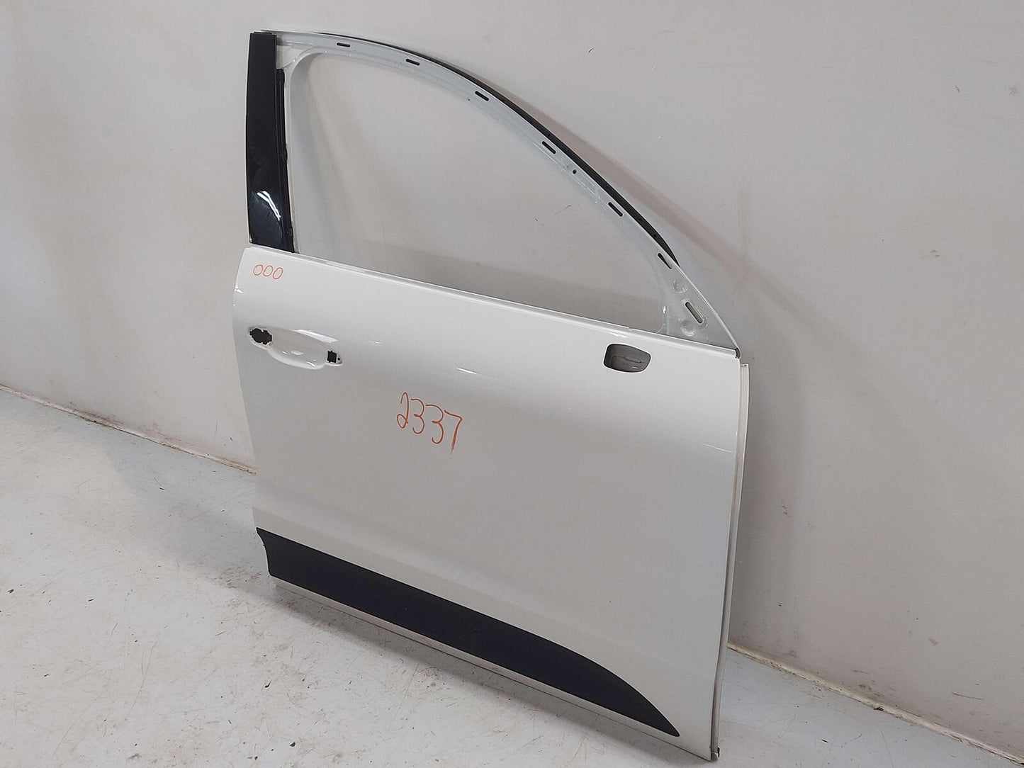 15-19 PORSCHE MACAN 95B S FRONT RIGHT DOOR SHELL PURE WHITE LC9A *NOTE