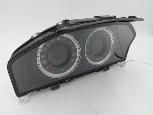 08-12 VOLVO xc70 SERIES Speedometer 135k Km's 31270900aa 36002599 cluster