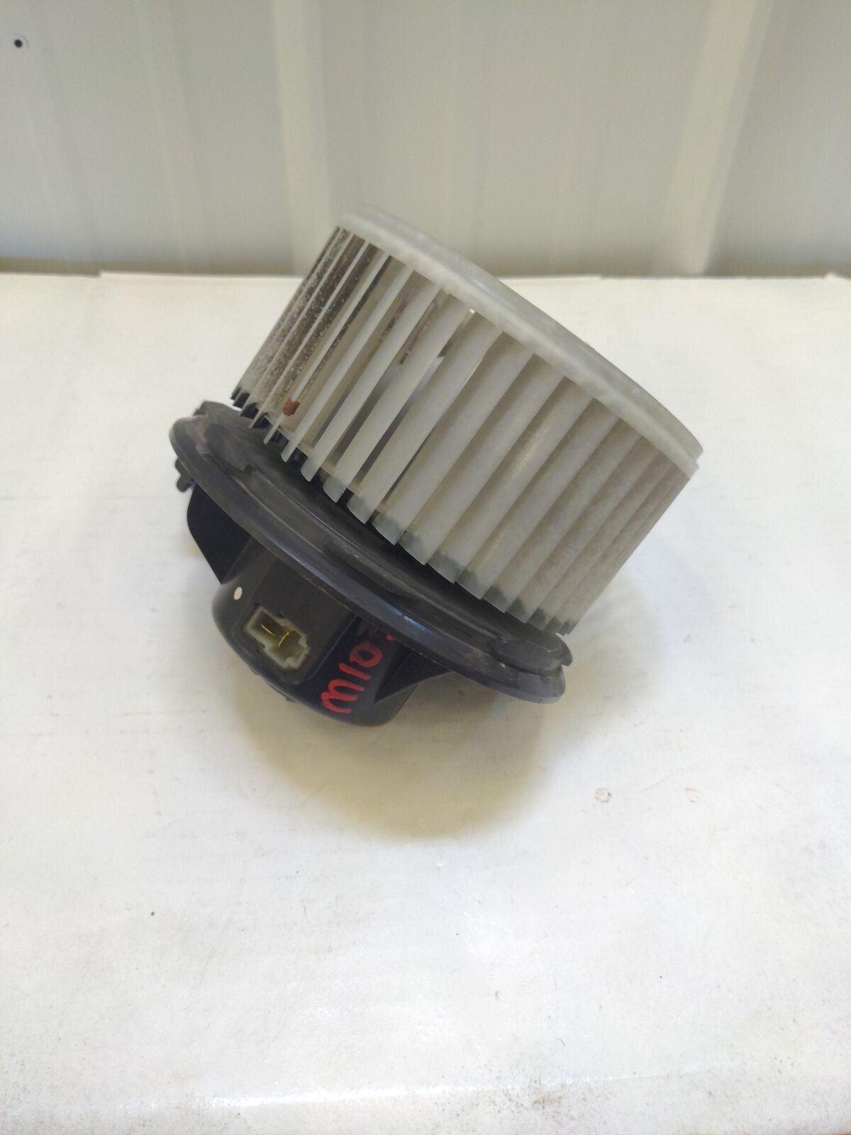 FITS 11 FORD EXPLORER Blower Motor