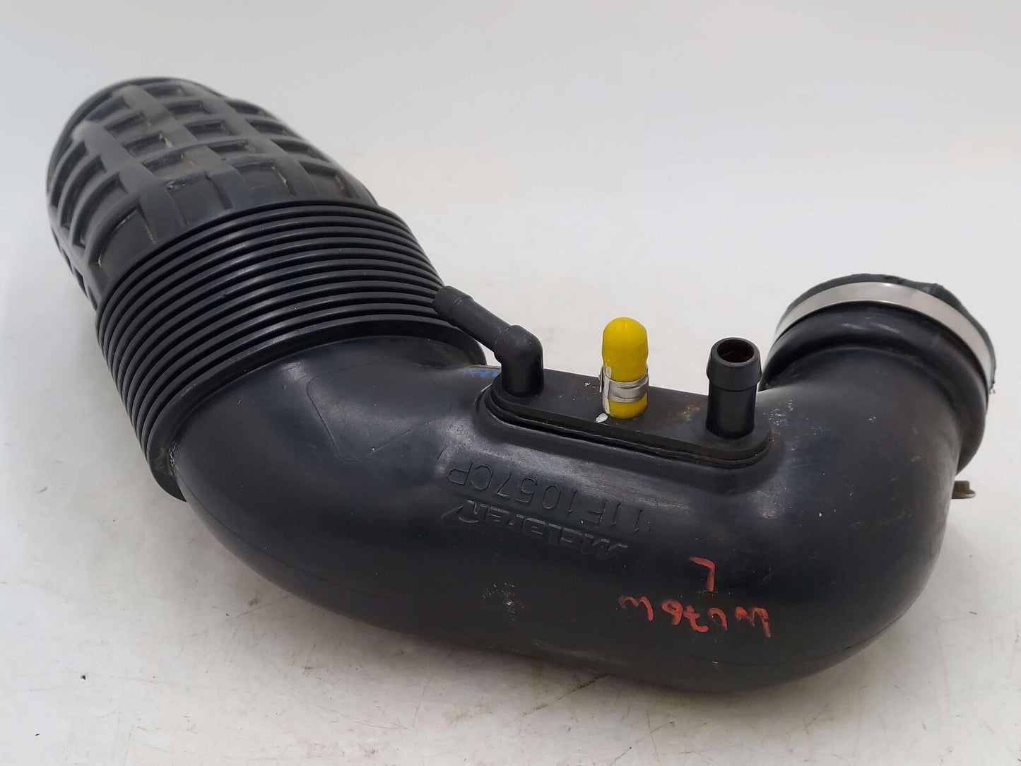 2018 Mclaren 570s LH Left Air Intake Tube Pipe 11F1057CP *Small End Deformed*